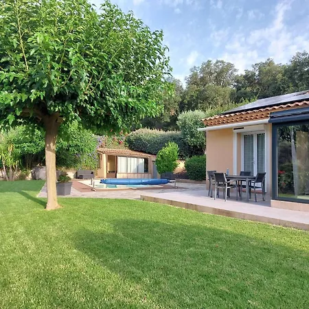 Alma Pour 6 Personnes Avec Piscine, A Deux Pas Du Golf De Valcros, A *